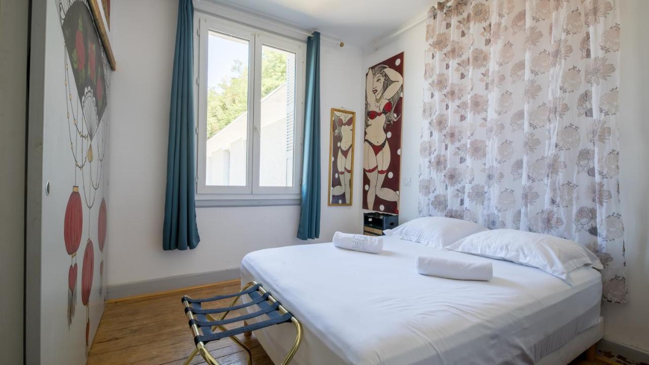 Mamie Jane Co-Munity Hotel Aix-les-Bains Exterior photo